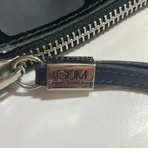 GUM Gianni Chiarini Design black grid wristlet - Picture 3 of 5